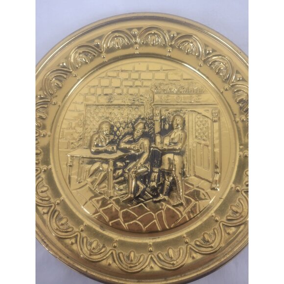 Set of 2 Tavern Scene 3D Brass Colored Tin Wall Hanging Plates - Picture 7 of 7